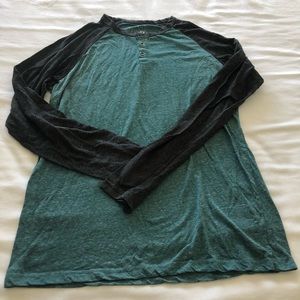 men’s long sleeve tee